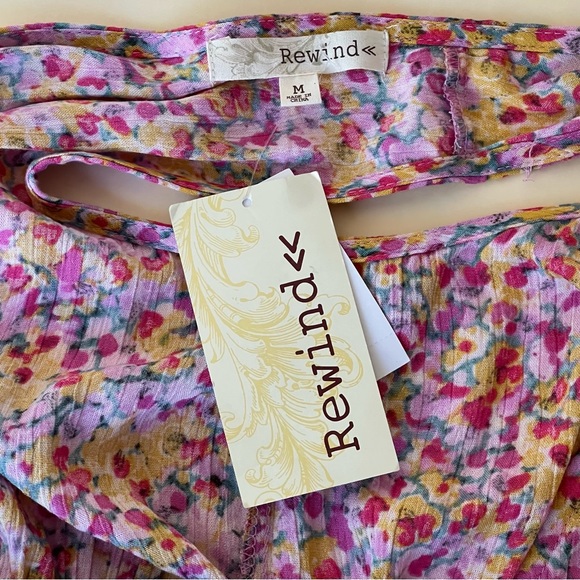 Women’s Floral Pink Yellow Romper Sleeveless V neck cross front and back Size M - Picture 5 of 5